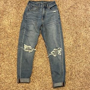 AMERICAN EAGLE Mom Jeans